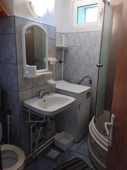 Garsonieră decomandată în Zahana