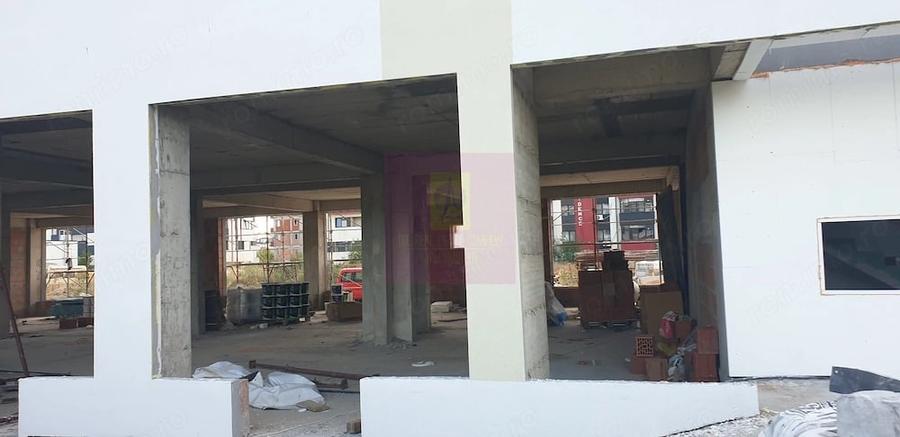Spațiu comercial, de 330 mp, în Chiajna
