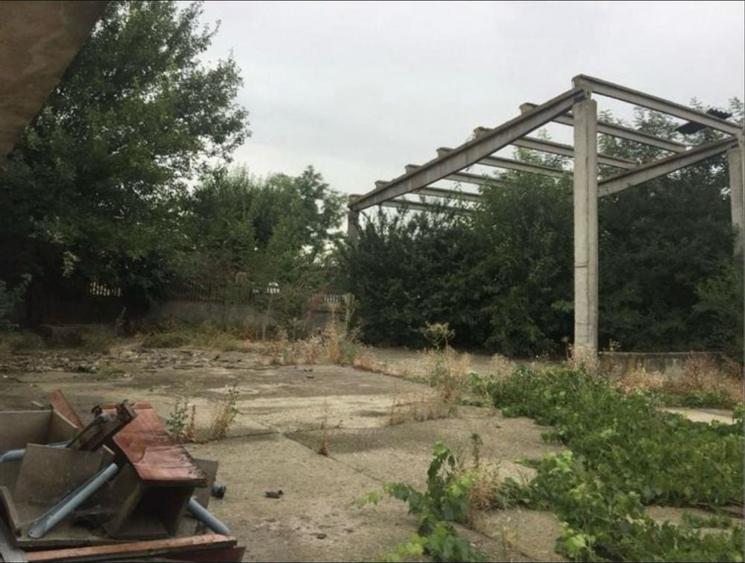 Casă cu 4 camere în Nămoloasa