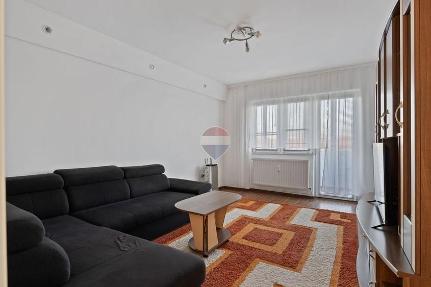 Apartament cu 2 camere decomandat, mobilat în Ultracentral