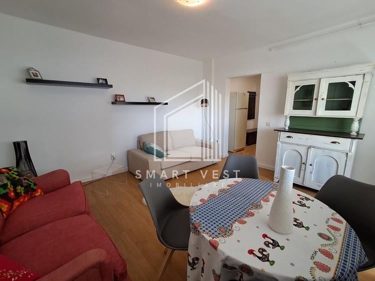 Apartament cu 3 camere decomandat, mobilat în Careiului