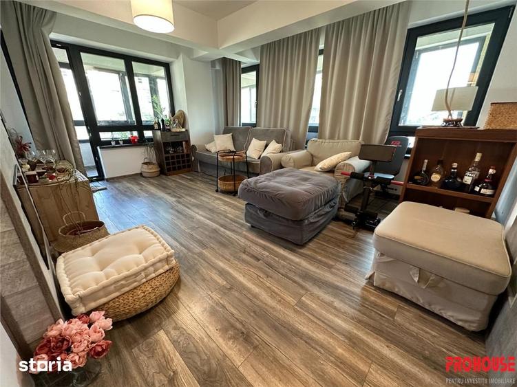 Apartament cu 3 camere decomandat în Ultracentral