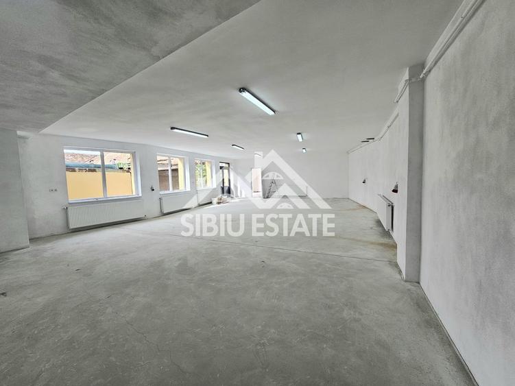 Spațiu comercial, de 140 mp, în Central