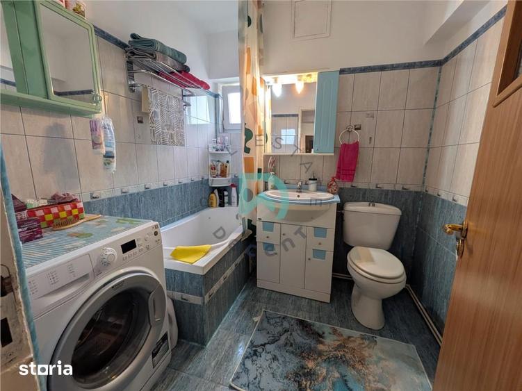 Apartament cu 2 camere decomandat în Florilor