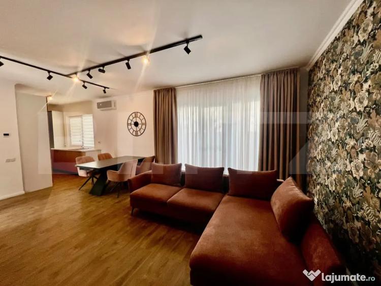 Casă cu 5 camere cu Teren 250 Mp în Florești