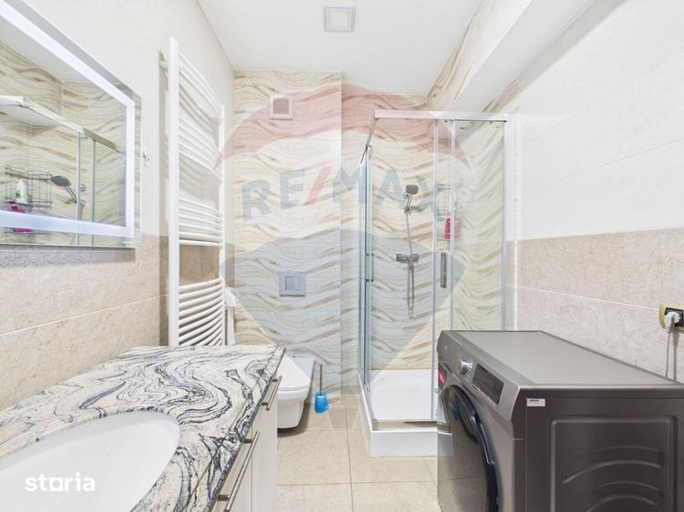 Apartament cu 3 camere, mobilat în Tractorul