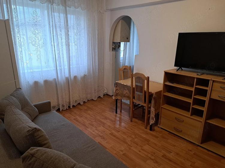 Apartament cu 2 camere nedecomandat în Central