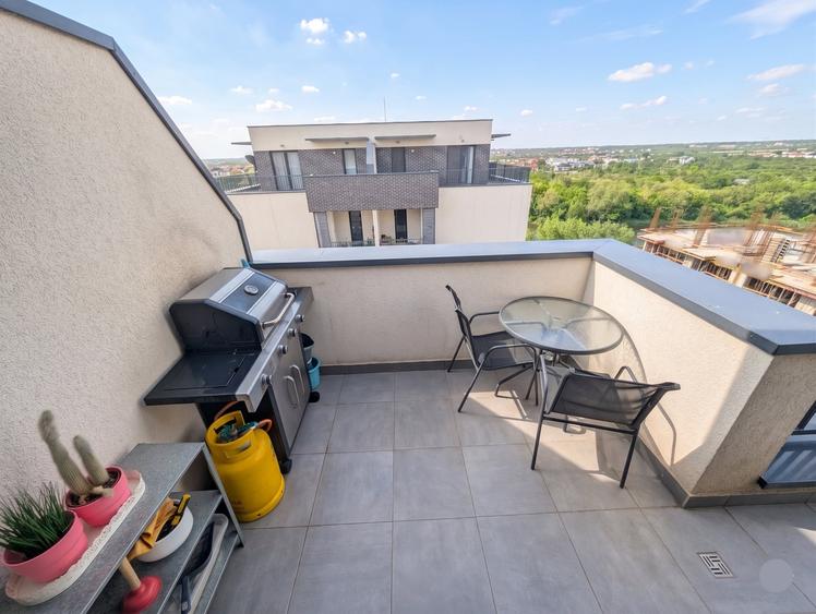 Apartament cu 3 camere, mobilat în Voluntari