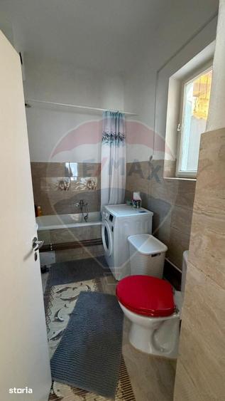 Casă cu 4 camere cu Teren 702 Mp în Axente Sever