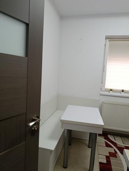 Apartament cu 2 camere decomandat în Dobroești