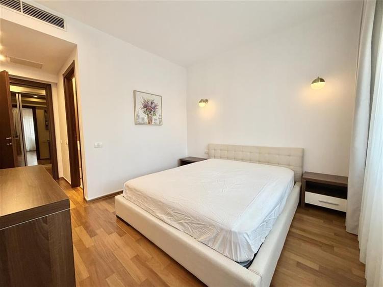 Apartament cu 3 camere decomandat în Herăstrău