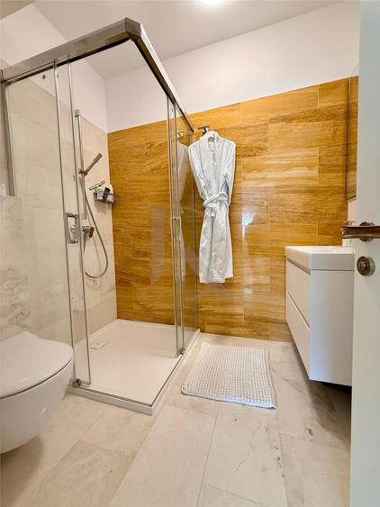 Apartament cu 3 camere decomandat în Copou