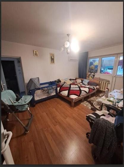 Apartament cu 2 camere semidecomandat, mobilat în Iancului