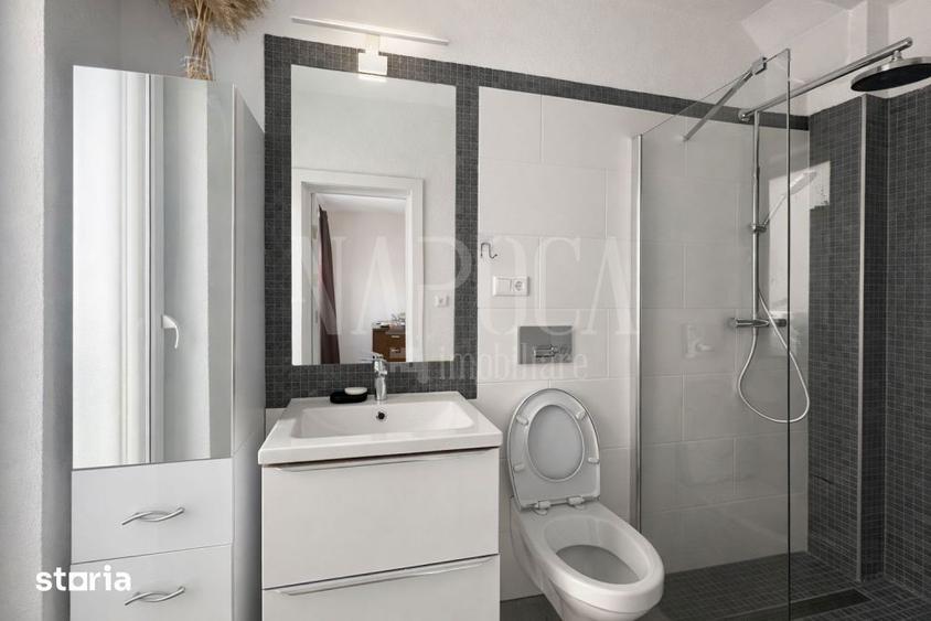 Apartament cu 4 camere decomandat în Europa
