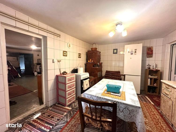 Casă cu 4 camere cu Teren 450 Mp în Central