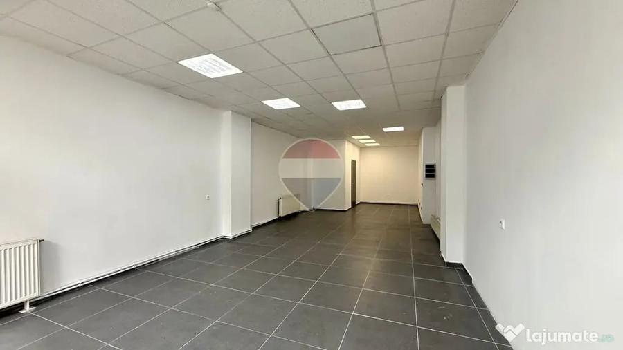 Spațiu comercial, de 63 mp, în Central