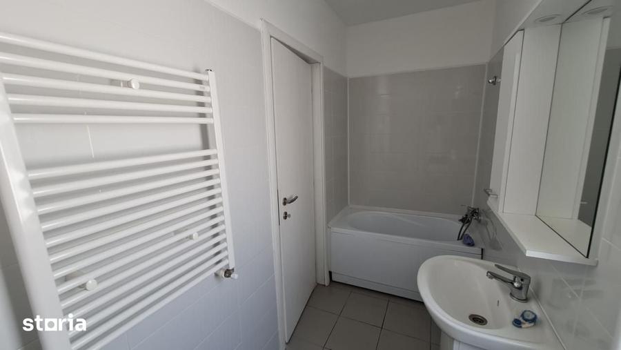 Casă cu 4 camere decomandat cu Teren 250 Mp în Tunari