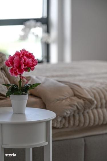 Apartament cu 3 camere în Est