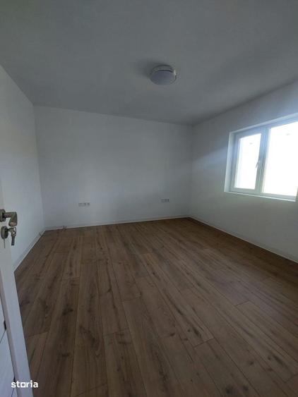 Casă cu 3 camere cu Teren 500 Mp în Ciurea