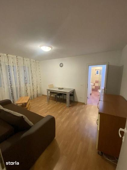 Apartament cu 2 camere semidecomandat în Republicii