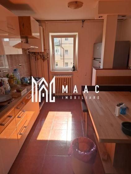 Apartament cu 3 camere decomandat, mobilat în Mihai Viteazul