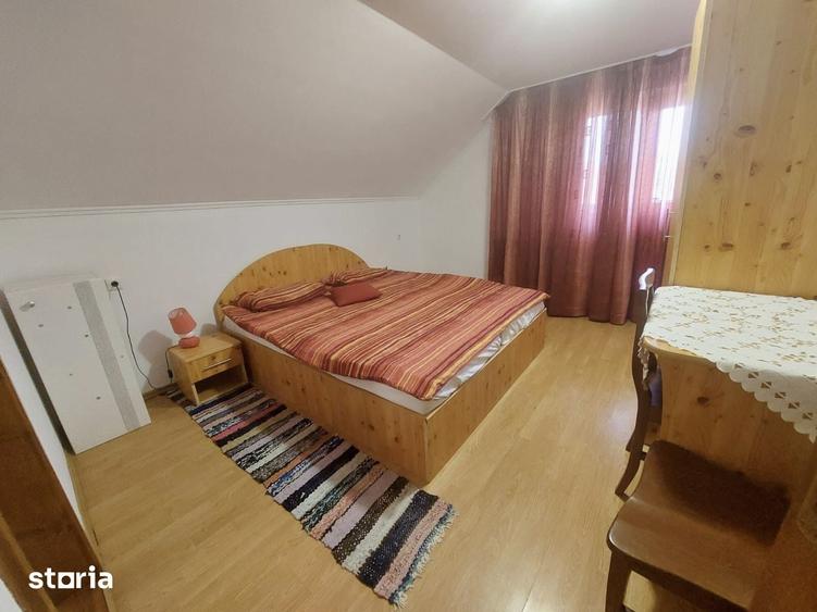 Casă cu 6 camere cu Teren 5995 Mp în Hidiș