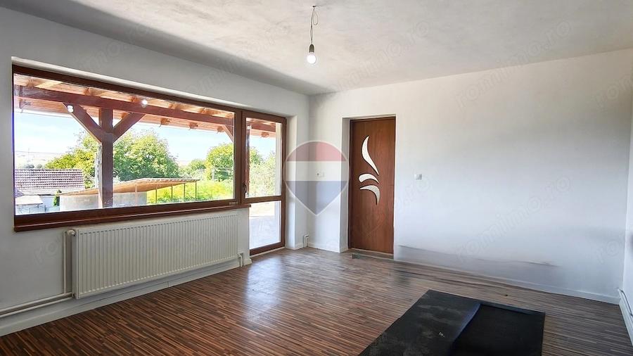 Casă cu 3 camere cu Teren 1163 Mp în Blăjel