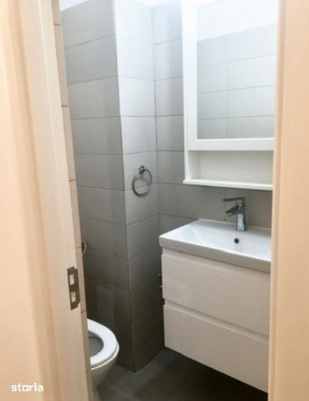 Apartament cu 3 camere decomandat în Băneasa