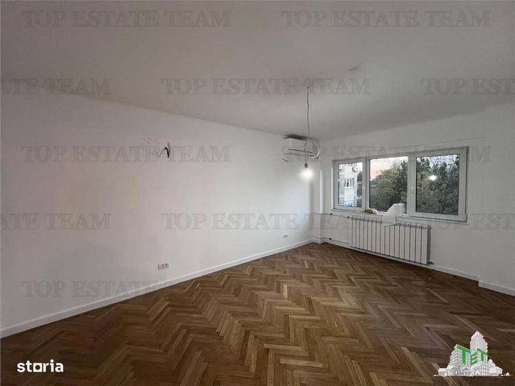 Apartament cu 3 camere decomandat în Lujerului — fotografia 2