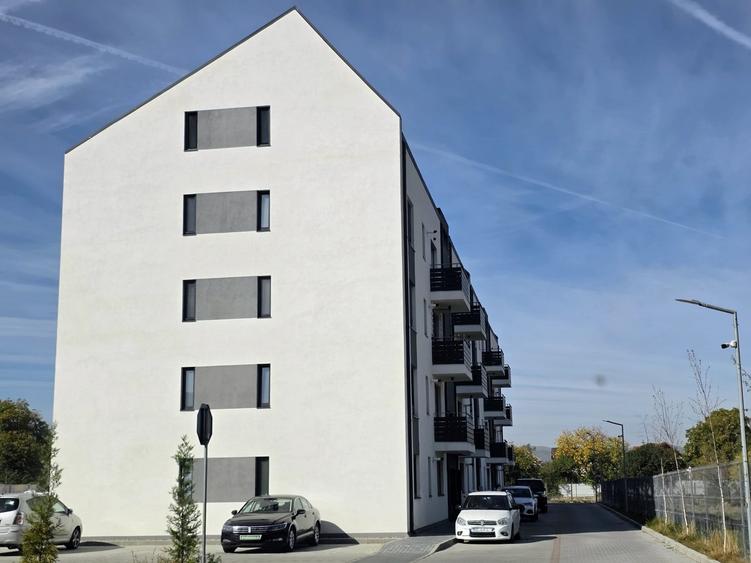 Apartament cu 3 camere decomandat în Râșnov