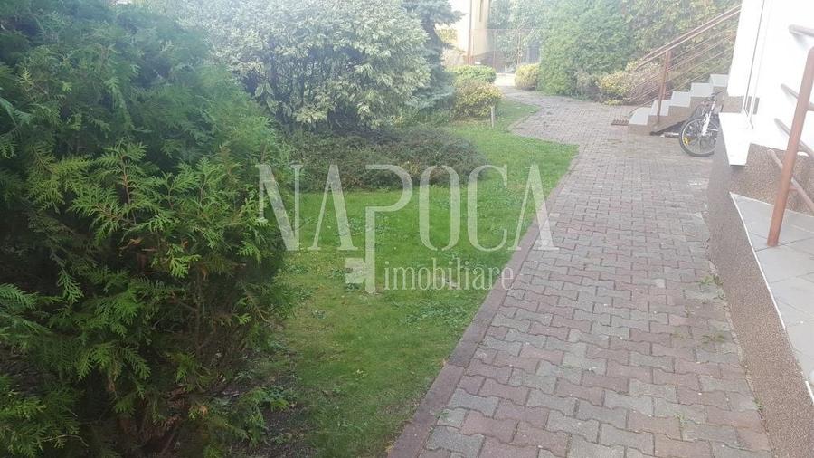 Duplex cu 6 camere cu Canalizare în Bună Ziua