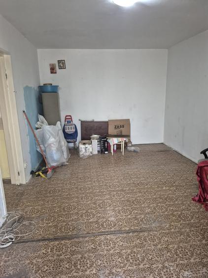 Apartament cu 2 camere decomandat în Militari