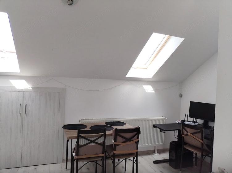 Apartament cu 2 camere decomandat în Florești