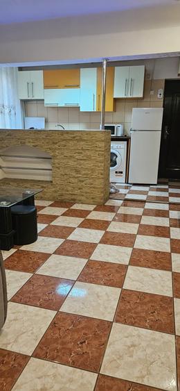 Apartament cu 2 camere semidecomandat în Popoveni