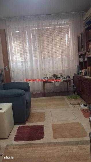 Apartament cu 3 camere decomandat în Drumul Taberei — fotografia 1