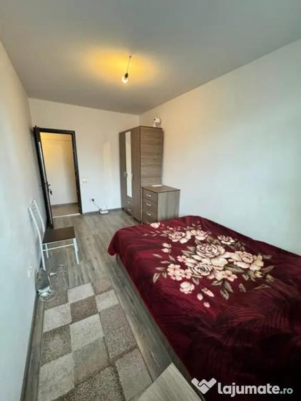 Apartament cu 2 camere decomandat în Hotvon