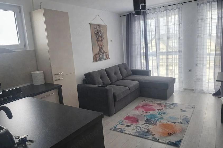 Apartament cu 2 camere decomandat în Sânpetru