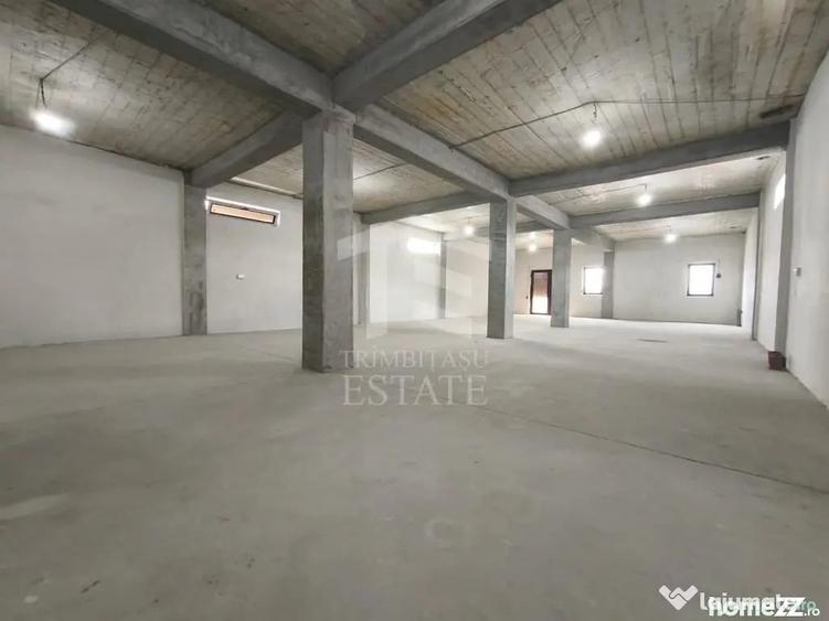 Casă cu 7 camere cu Teren 480 Mp în Lumina