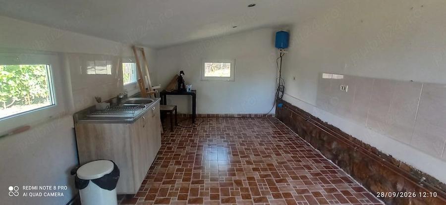 Casă cu Teren 2259 Mp în Ghioroc