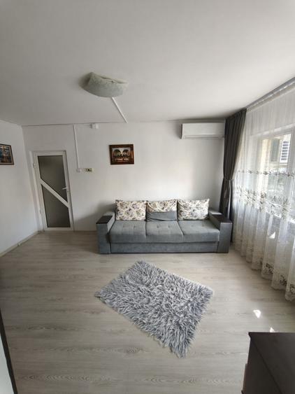 Inchiriez apartament 2 camere - 3