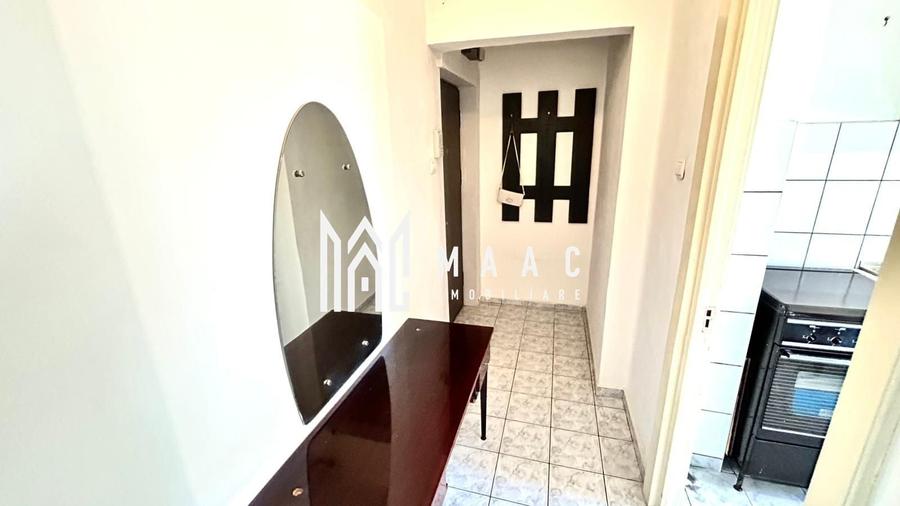 Apartament cu 3 camere semidecomandat, mobilat în Cedonia