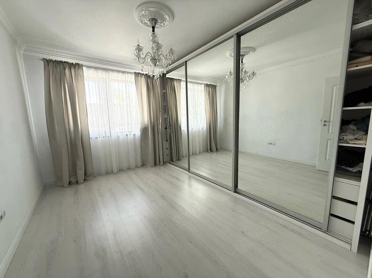 Apartament cu 3 camere decomandat în Șelimbăr