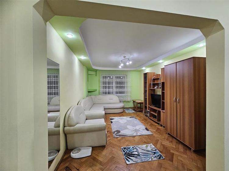 Apartament cu 4 camere decomandat, mobilat în Tudor Vladimirescu