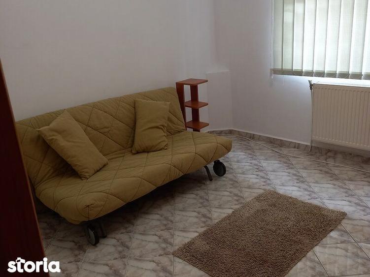 Apartament cu 3 camere în Vitan