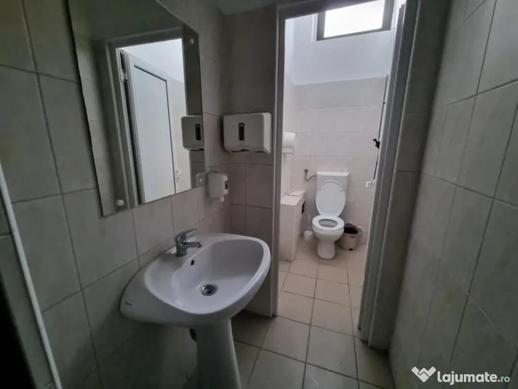 Spațiu comercial, de 110 mp, în Central