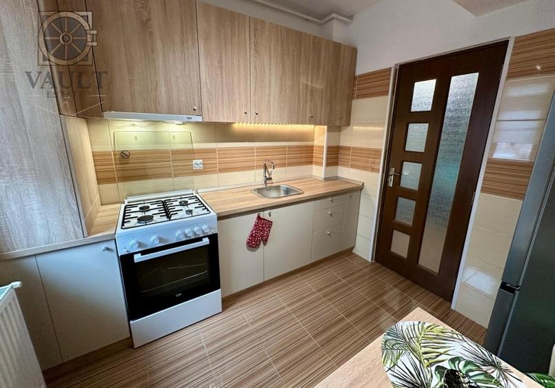 Apartament cu 2 camere decomandat, mobilat în Metalurgiei