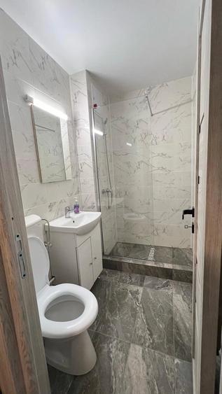Garsonieră decomandată în Viziru 1