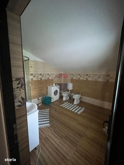 Spațiu comercial, de 280 mp, în Piatra