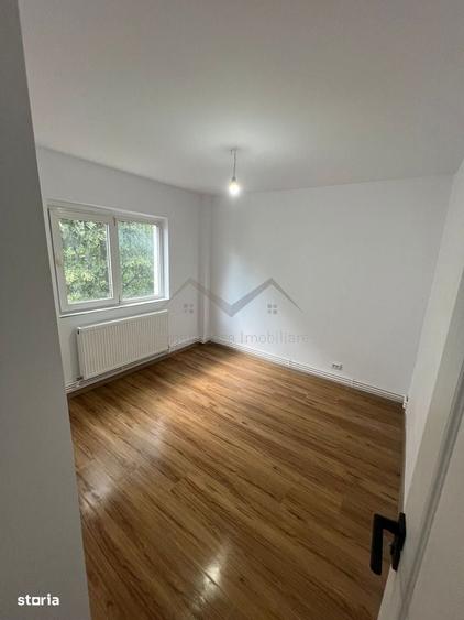 Apartament cu 2 camere decomandat în Nicolina