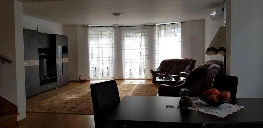 Casă cu 6 camere cu Teren 329 Mp în Trei Stejari